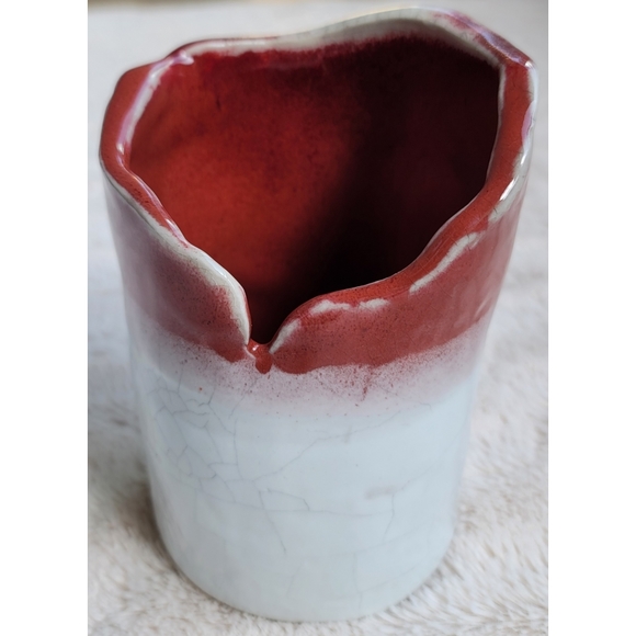Red and white handmade pottery piece - Picture 1 of 16